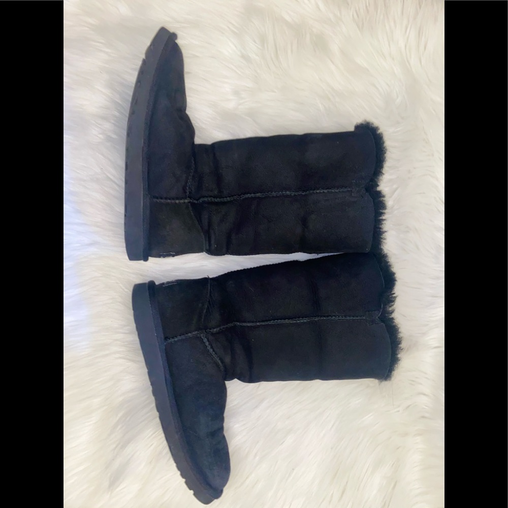 Ugg Three Button Bailey Boots- Tall Black - Size 5 - image 6